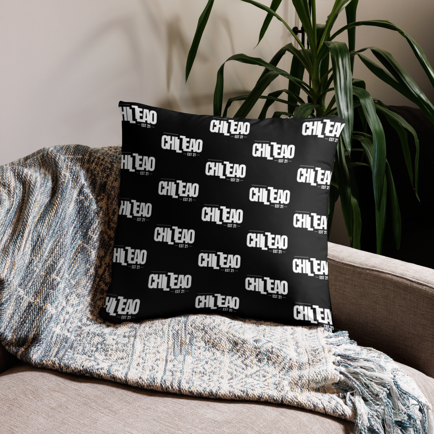 CHILLEAO ORIGINAL LOGO PILLOW